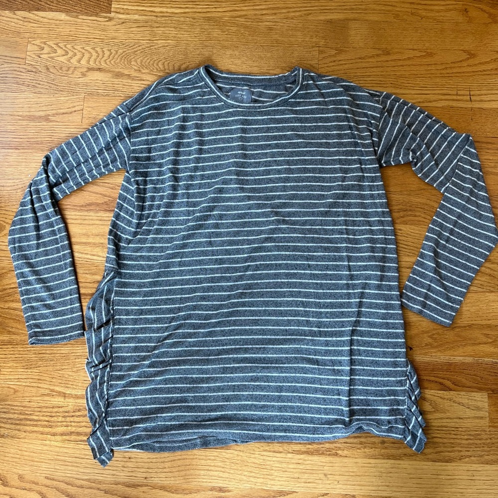 Aerie long sleeve striped shirt, size medium